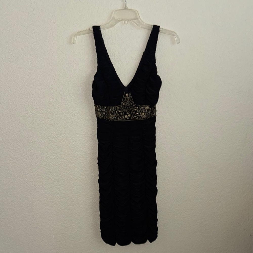 Elegant Black Sleeveless Dress
